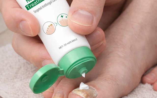 DERMAFIX NAIL FUNGUS TREATMENT GEL :- What Is Dermafix Nail Fungus Treatment Gel?