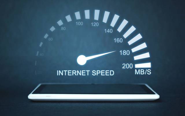 How Fast Should Your Business Internet in Toronto Be? A Guide by Business Size