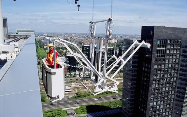 Top 8 Reasons to Choose Our Professional Lift Installation, Repair and Maintenance Service in Ajman