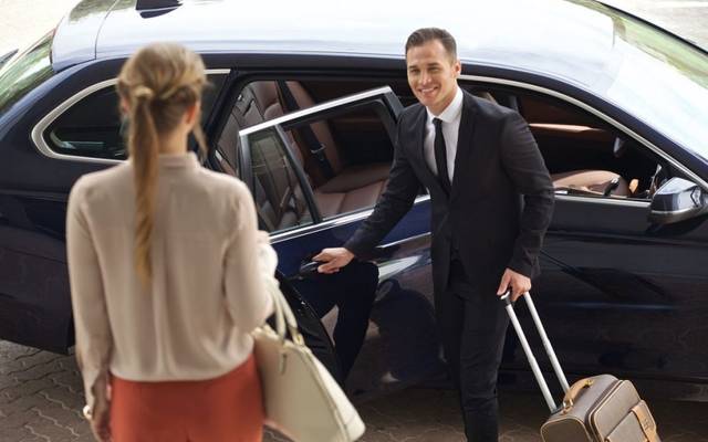 The Role of Professional Transport Services in Dubai’s Corporate Culture