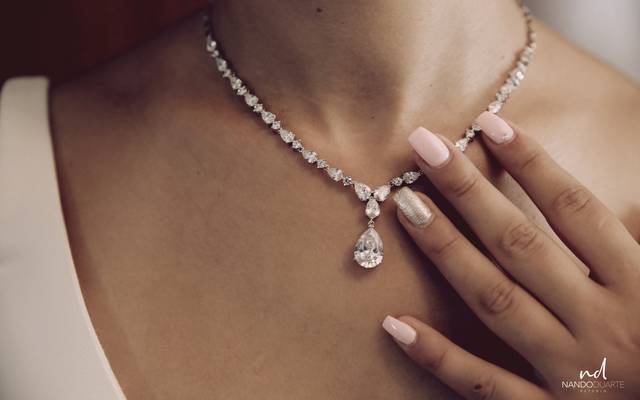 A delicadeza de cada pormenor de uma noiva é verdadeiramente sublime 💙