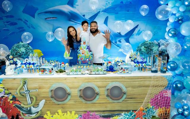 José Hugo festejou seu aniversário com festa do Tubarão no Caramelo Buffet Infantil