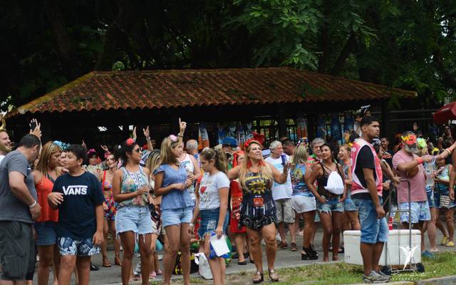 Condomínio Riviera Dei Fiore na Barra Traz Seu Tradicional Bloco de Carnaval 