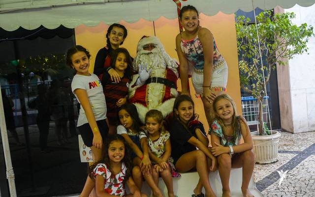 Condomínio Mediterrâneo na Barra da Tijuca Realiza Festas de Natal Para As Crianças