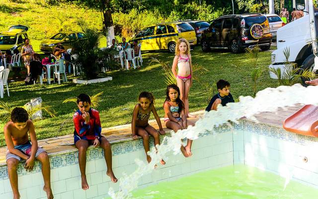 O Fotojornalismo Nas Festas de Aniversário - Fotos Espontâneas vs Fotos Posadas