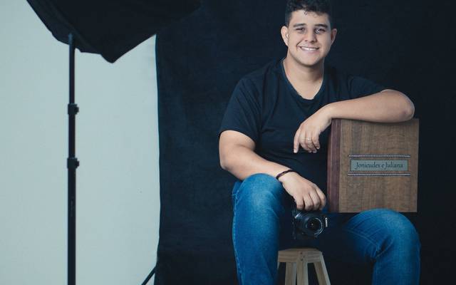 Corram tem um fotografo no meu casamento...