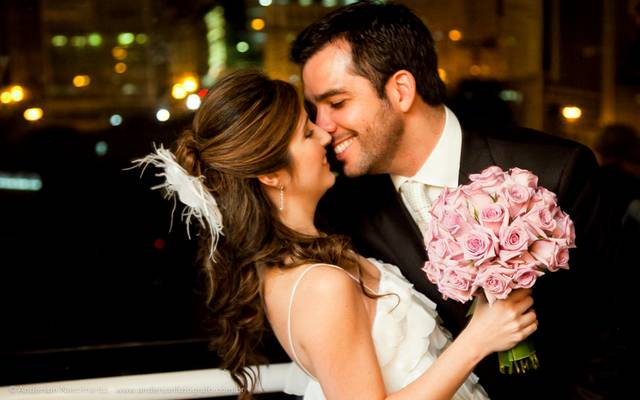 Quanto cobra um fotógrafo de casamento? Como contratar? Quanto custa? (2021)