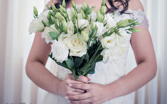 Vou casar, preciso pensar no fotógrafo ou qualquer registro serve??