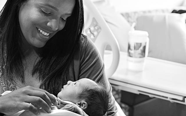 Hospital Bag Checklist for Mom and Baby