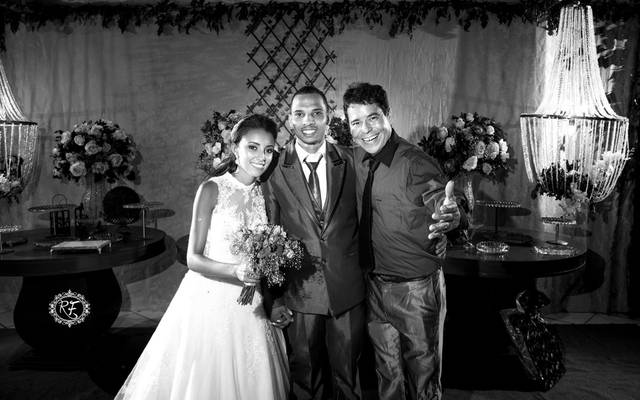 Agradecimento aos profissionais no casamento de Jessica e Webert.
