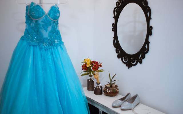 Saiba quais as tendências de vestidos para festa de 15 anos, em 2018