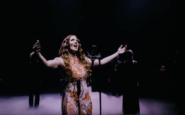 Com superprodução hollywoodiana, “Omega Alive” coroa Epica na soberania do symphonic metal
