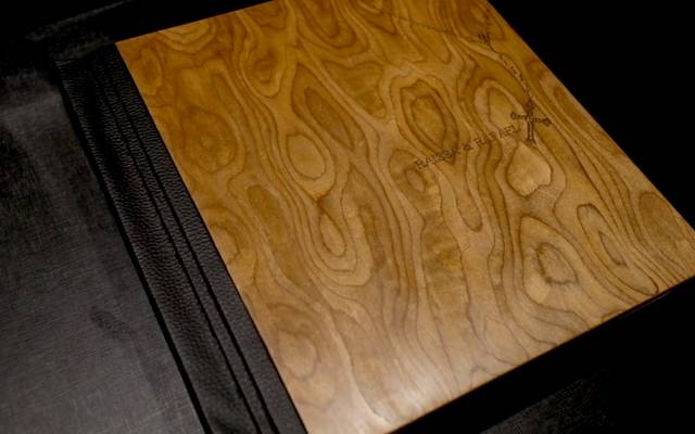 Série Álbuns Luthier com madeira exótica