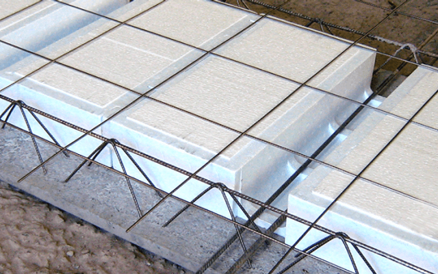 Lajotas cerâmicas X Lajotas de EPS