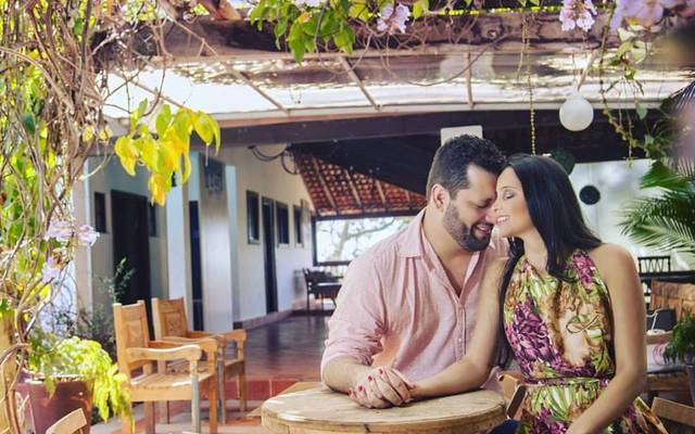 COMO FUNCIONA O DIREITO AUTORAL NA FOTOGRAFIA DE MODELOS E CASAMENTO?