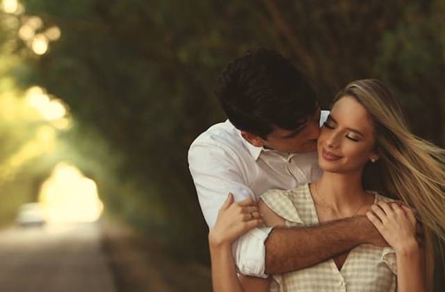 Vídeos Curtos de Rebeca e Alefy