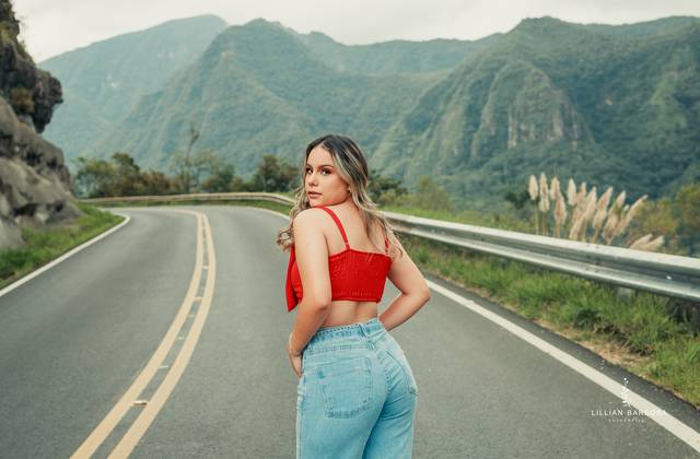 Ensaio Pessoal de Sophia 18 anos