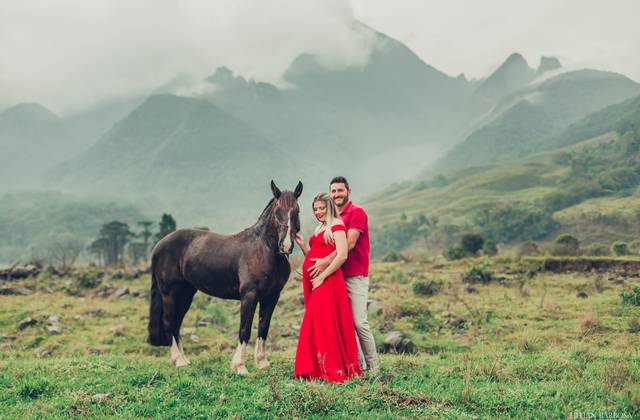 Gestante de Stefani e Agnaldo à espera de Raul