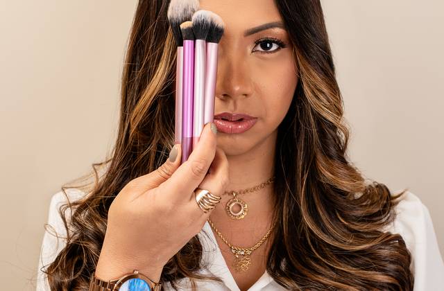 PUBLICIDADE I EMPRESA|CORPORATIVO de BRENDA MARQUES  | MAKE UP