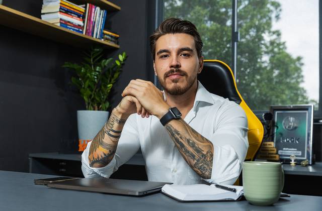 RETRATOS de LUCIANO MARQUES