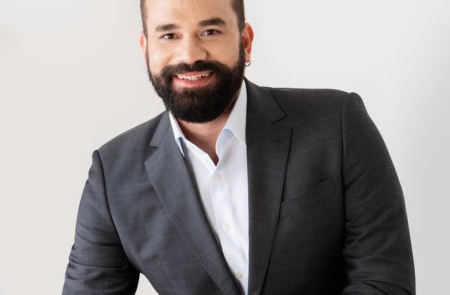 Ensaio corporativo  de João Fábio Sommerfeld