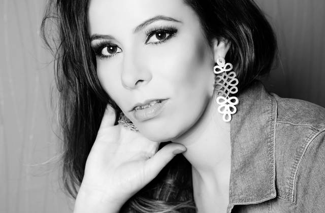 Ensaio Sensual of Babi Costa