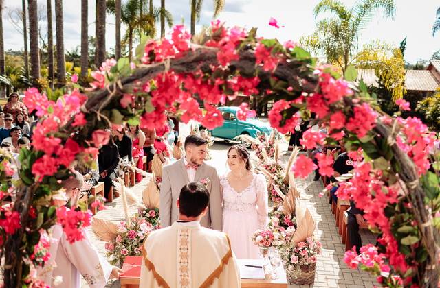 Casamentos de Bruna + Paulo - Casamento no Espaço Pietro Eventos