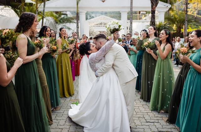 Casamentos de Sophia & Raul: Um Casamento Brilhante no Buffet Marílias, Itapecerica da Serra