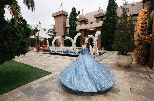 Debutante de Fotografia de Debutante no Castelo Marilias: Os 15 Anos Inesquecíveis da Manu | Fotógrafo em Mogi das Cruzes e SP