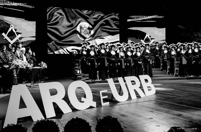 Formatura de Formatura Arquitetura & Urbanismo | Letícia Piazza