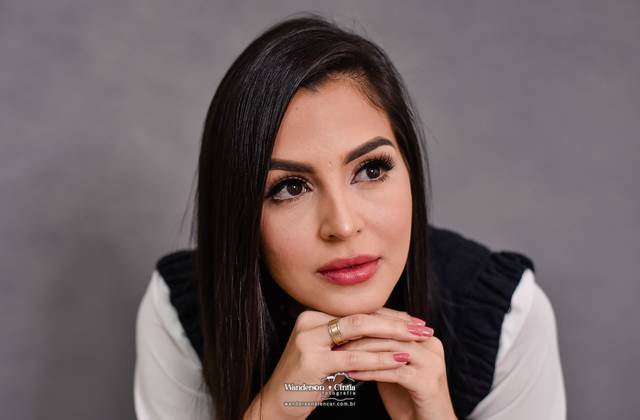 Perfil Profissional de Arquiteta Paula Roberta