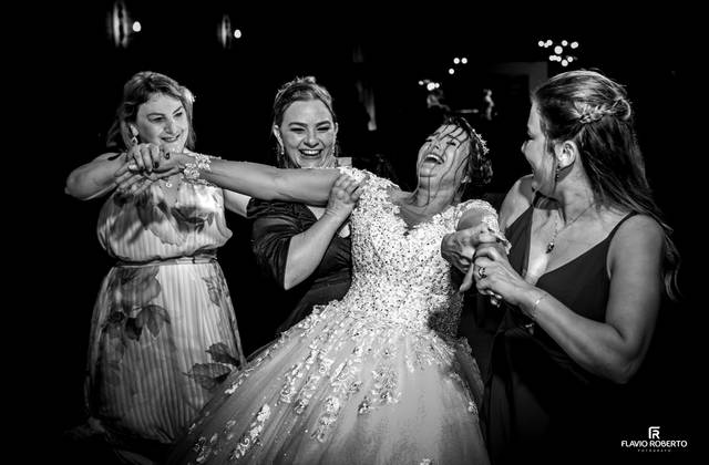 Casamento de Um dia histórico na Igreja São José da Boa Vista em Cunha: Casamento da Lucymara e Wellington