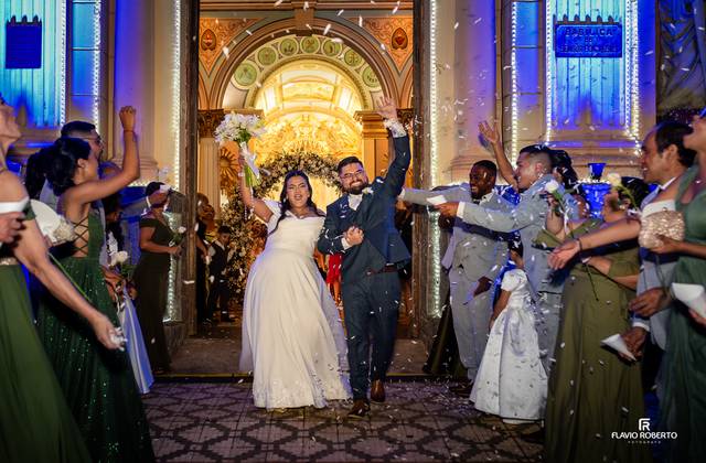 Casamento de Casamento de Ana e Rafael na Basílica Senhor Bom Jesus – Fé e Emoção em Tremembé