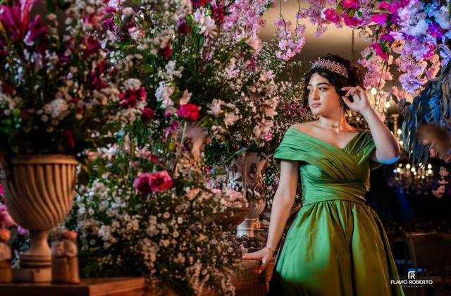 15 Anos de Festa de 15 anos da Marina no Recanto do Bosque: Amor em Família e Emoções Verdadeiras