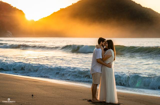 Pre Wedding de Ensaio Pré Wedding em Ubatuba: Por Que a Praia Vermelha do Norte é uma das Melhores Escolhas