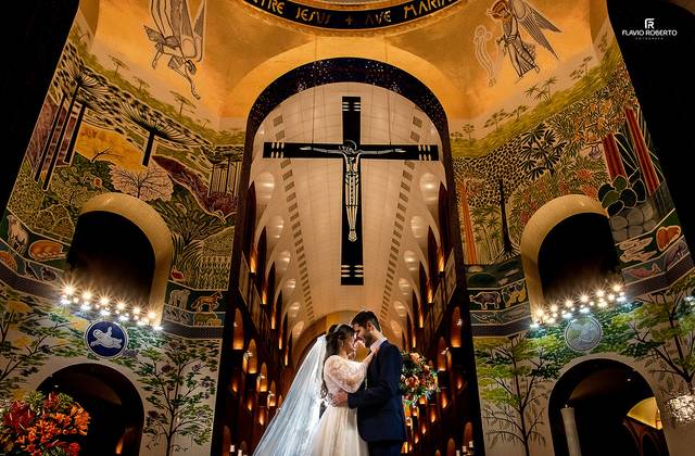 Casamento de Casamento no Santuário Nacional de Aparecida da Anna e Daniel