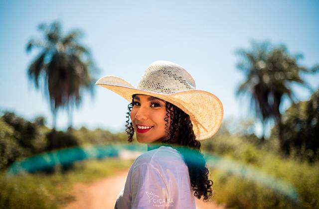Retrato Feminino de Retratos de Geovana Laísa 