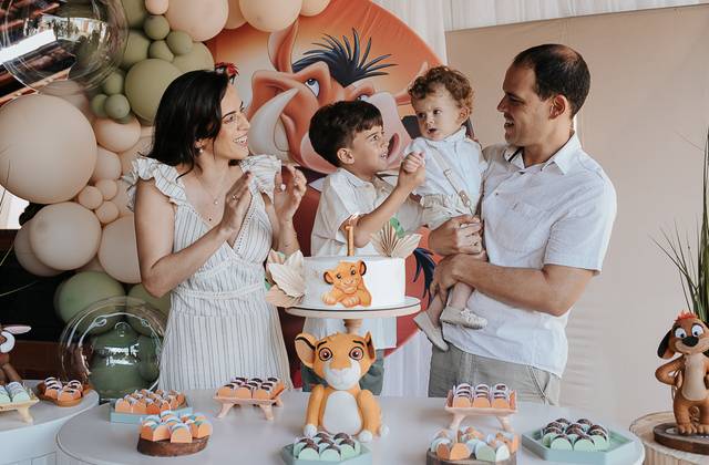 Batizados de Batizado + Aniversário 1 ano Henrique