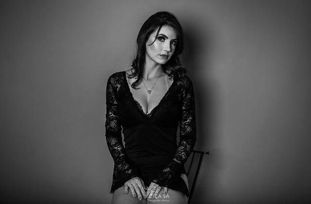 Retrato Feminino de Retratos de Danúbia