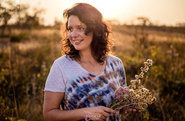 Retrato Feminino de Retratos de Mariana Paz