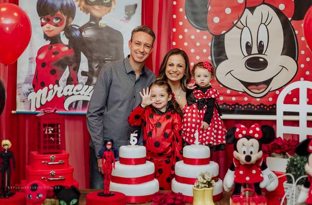 Festa Infantil de Luiza e Laura - 5 e 1 aninho