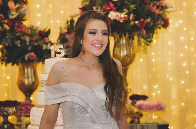 15 Anos de Lara 15 anos