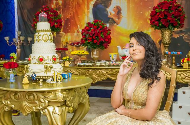 Debutantes de Evellyn, XV Anos