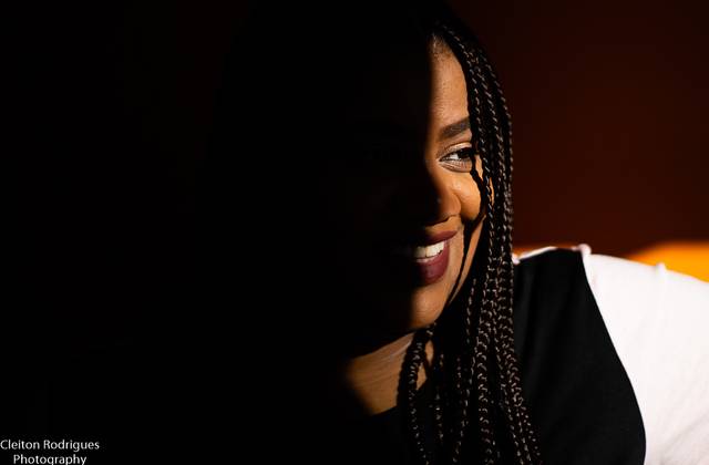 Femininos  de Cíntia Oliveira