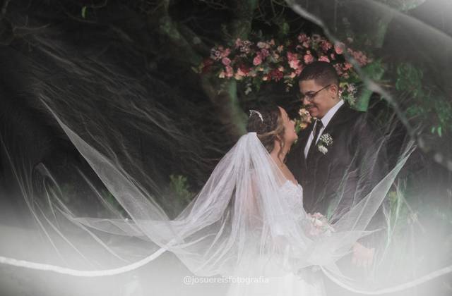 Casamento de Casamento ao ar livre no Espaço Maria Luiza em Promissão-SP