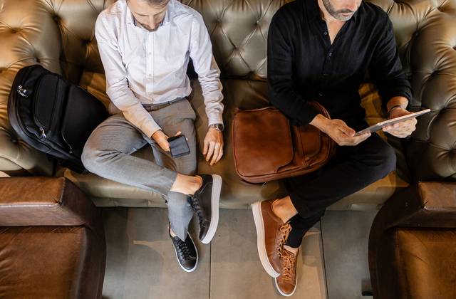 Editoriais de Off Acessórios 