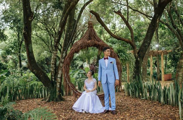 Casamento de Fernanda e Arthur: Um Casamento Encantado na Chácara O Incantare