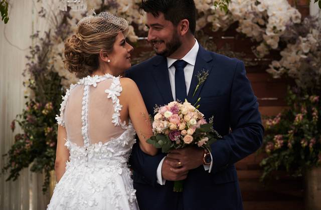 Casamentos de LARISSA + THIAGO | CASAMENTO