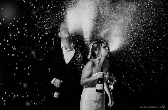 Casamento de Brinde chuva de prata inesquecível - Melina e Felipe